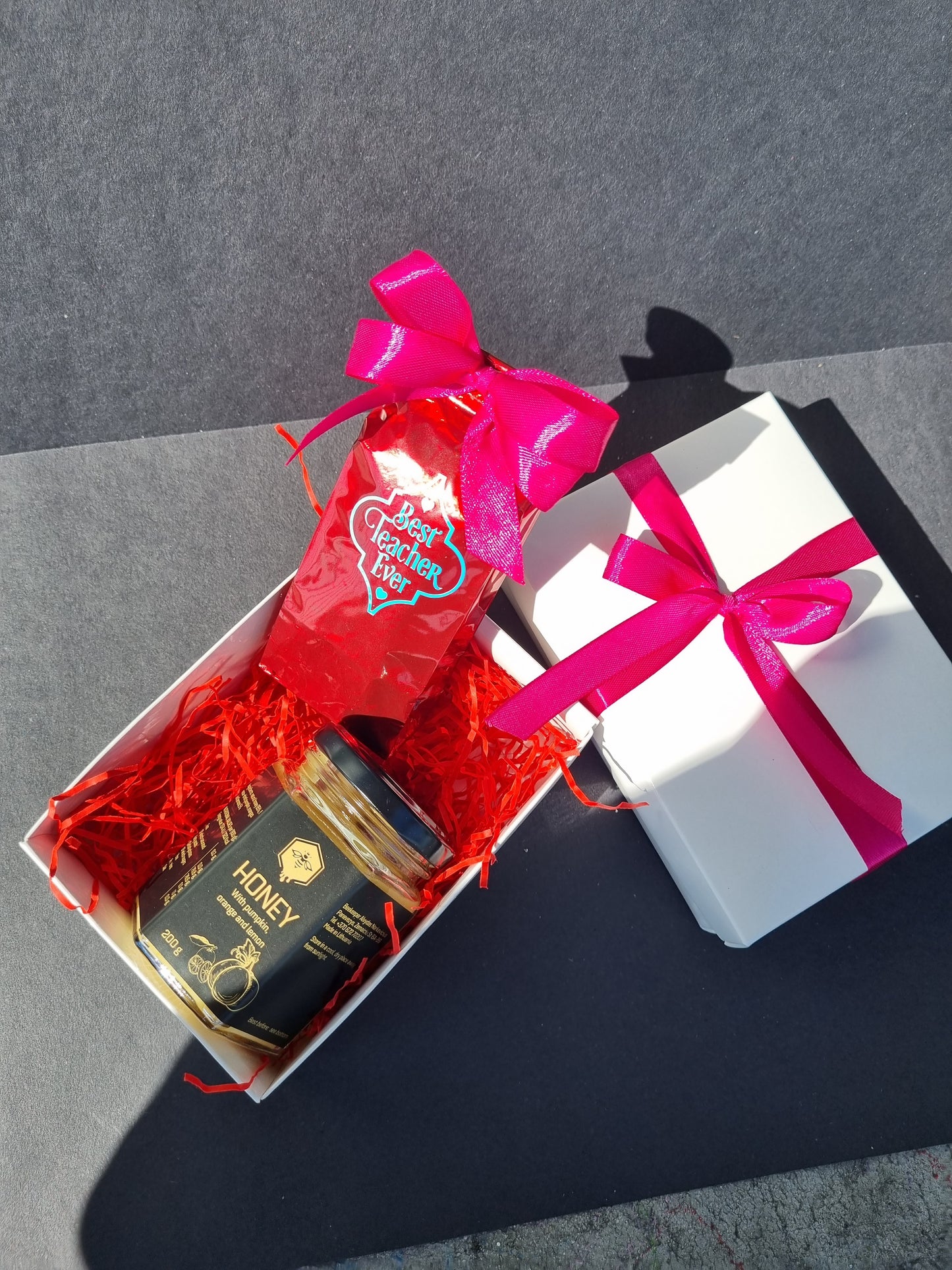 Arbata ir medaus dovana mokytojai