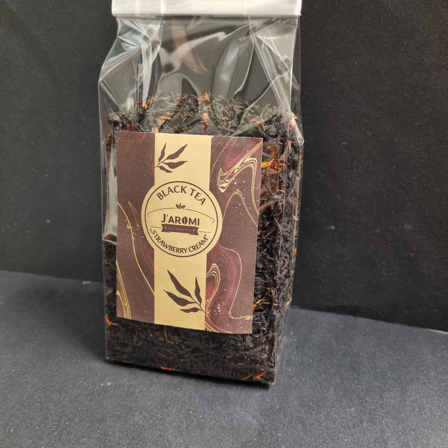 Black tea "STRAWBERRY CREAM"