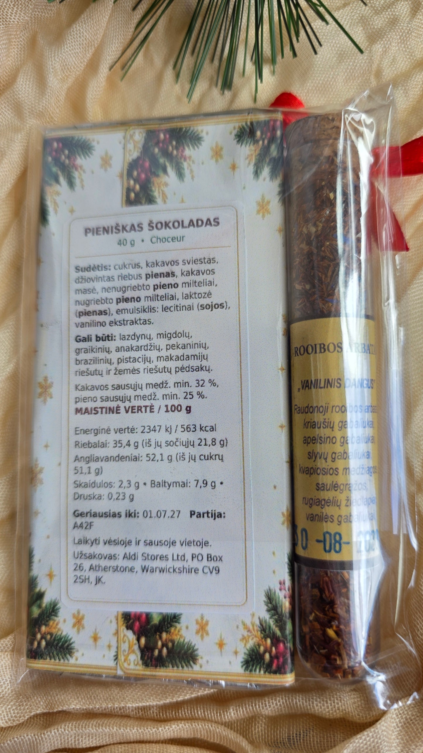 Little Christmas Joy – Rooibos Tea & Chocolate Gift Set