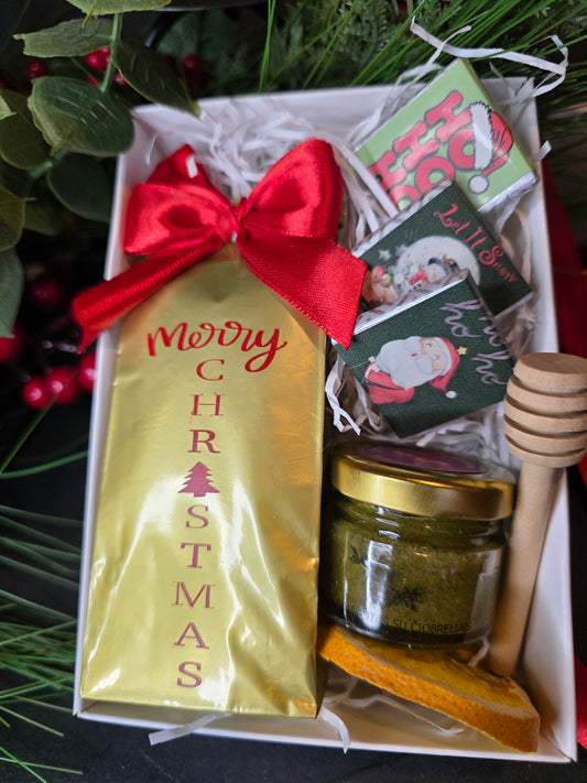 Kalėdinė arbatos ir medaus dovanų dėžutė