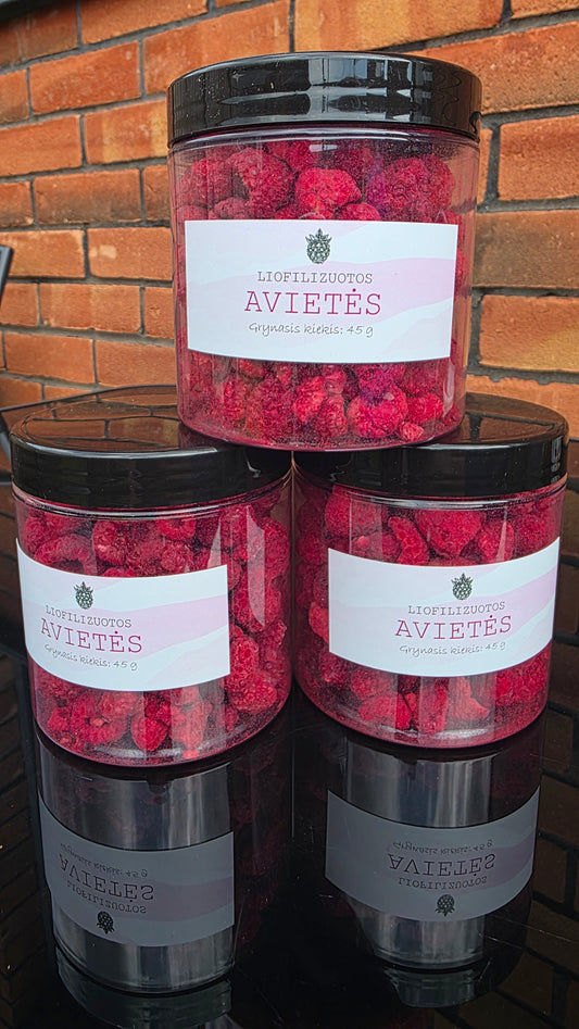 Freeze-dried raspberries